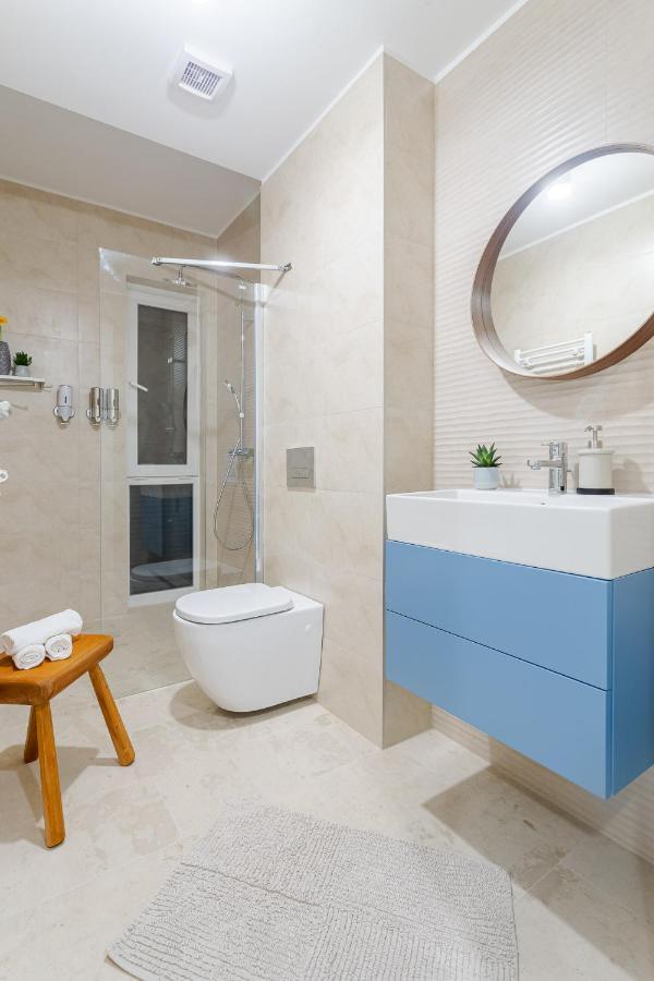 Il Lago - Azur - Cozy Luxurious Smart Home By The Lake Voluntari Dış mekan fotoğraf